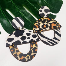 Load image into Gallery viewer, Animalistic Earrings

